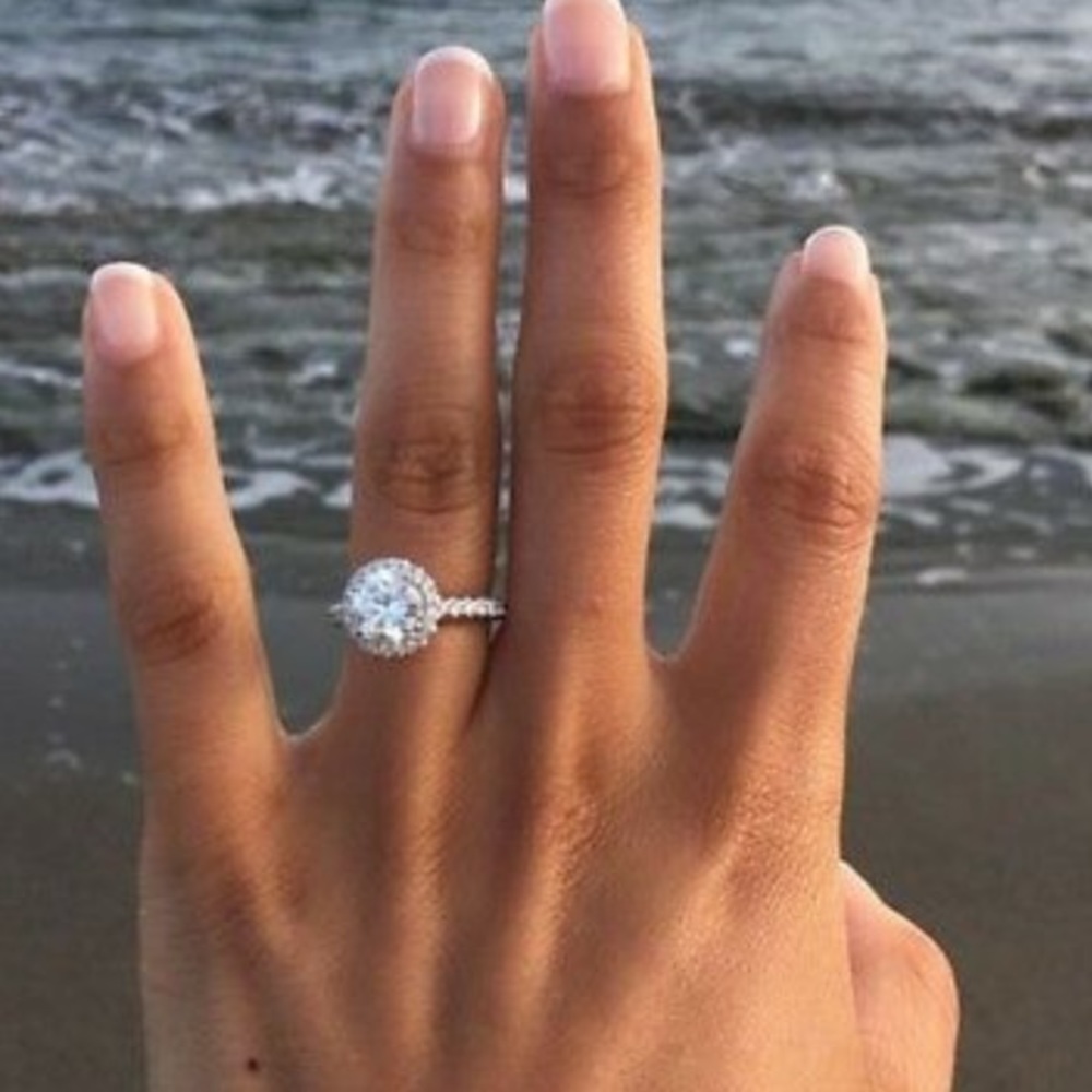 NEW 925 Sterling silver diamond stone ring